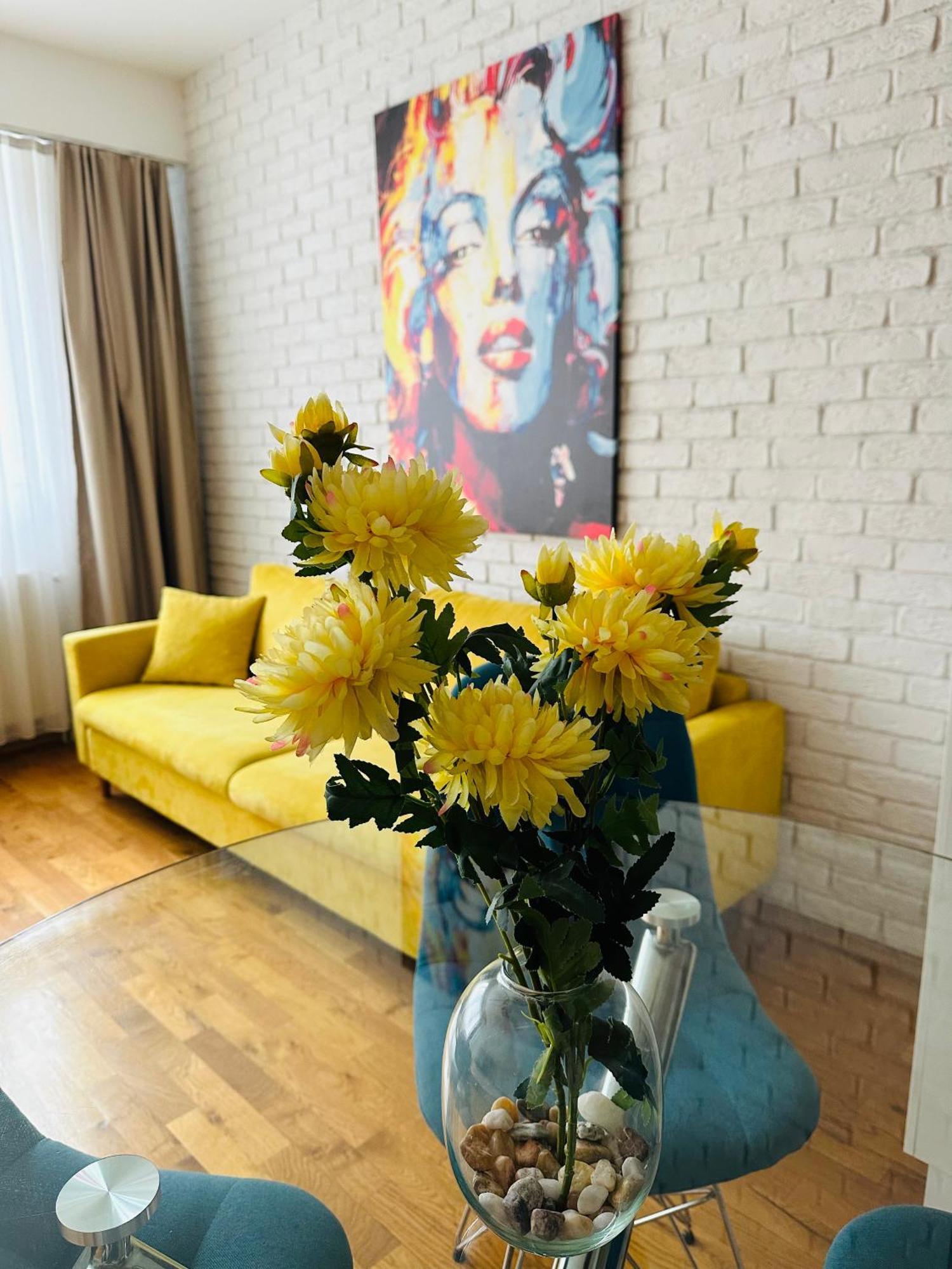Central Apartment Üsküp Dış mekan fotoğraf