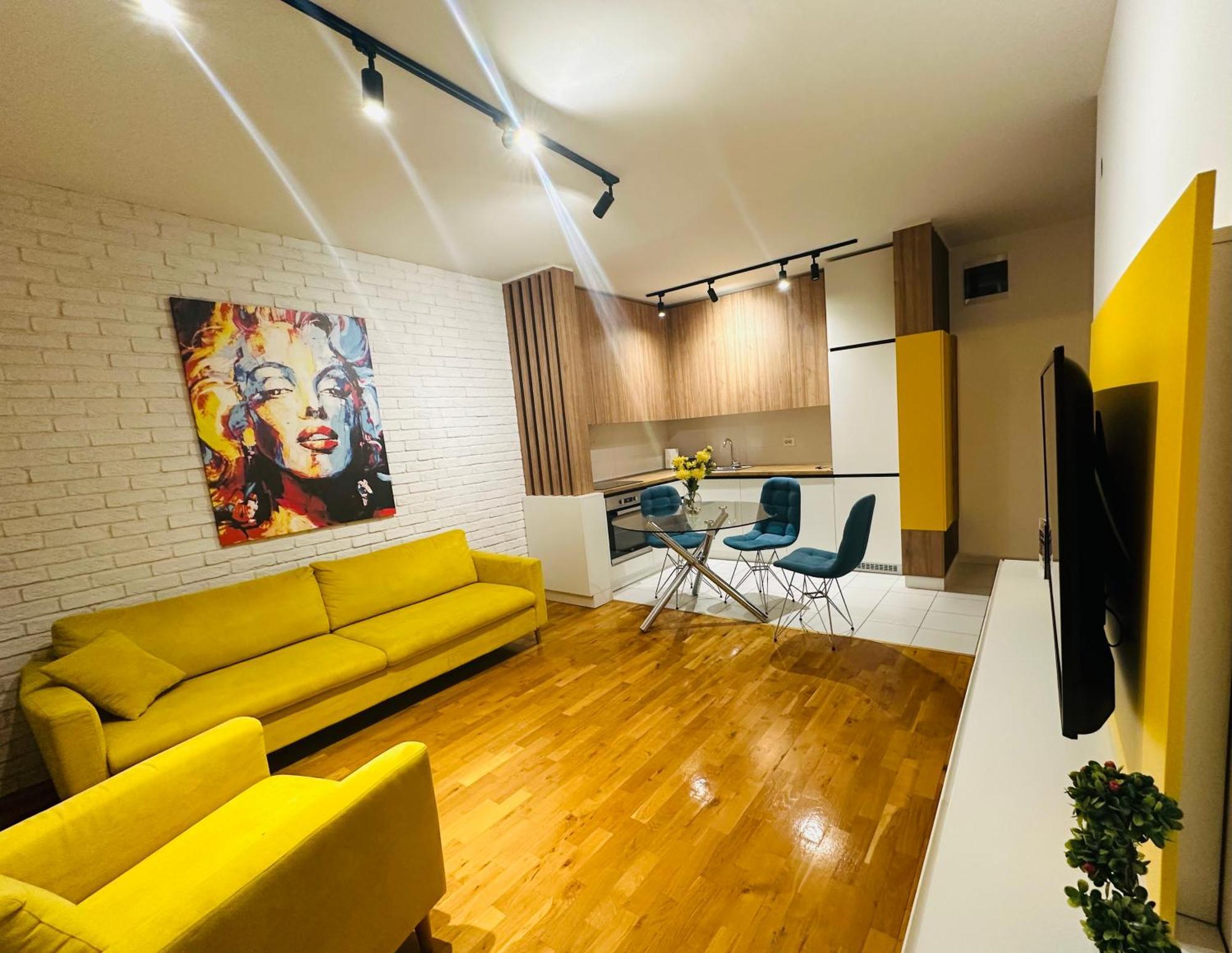 Central Apartment Üsküp Dış mekan fotoğraf